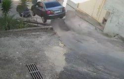 VÍDEO: Carro 'voa' por cima de escadaria em BH e deixa dois feridos