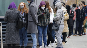 Reino Unido suspende uso obrigatório de máscaras e outras medidas contra a Covid-19