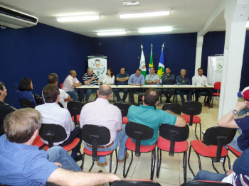 Reunio aconteceu no auditrio do Sindicato Rural de Tangar da Serra.