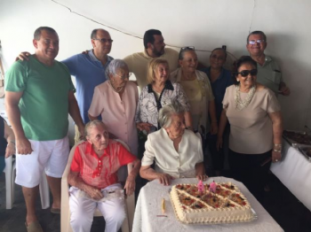 Famlia Coutinho festeja os 98 anos de sua matriarca Hermnia (ZILZA)