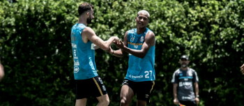 Com golaço de Ângelo, Santos FC vence São Caetano por 4 a 3 em jogo-treino no CT Rei Pelé