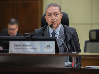 Conselheiro Valter Albano, relator da ação [Foto – Tony Ribeiro]