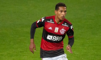 Cuiabá acerta com lateral direito João Lucas, ex-Flamengo