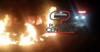 Vídeo! Homem compra carro no Mato Grosso e ao retornar para Rondônia carro pega fogo na zona rural após falta de combustível