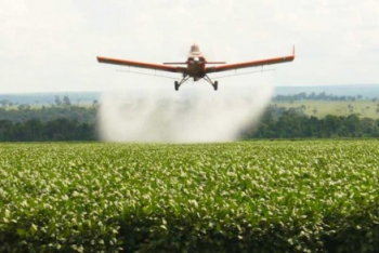 Ação tenta banir de MT o herbicida mais usado no Mundo