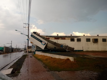 Temporal deixa feridos e prejudica abastecimento de luz e água em Várzea Grande e Cuiabá