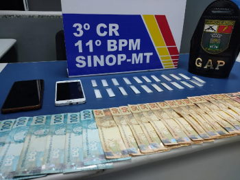 GAP e Raio flagram quatro pessoas com cocaína, pasta base e R$ 1,8 mil em Sinop