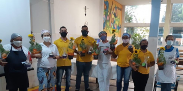 Grupo Girassol da Alegria fez carreata e entregou doações em entidades de Cuiabá (12/09/2020)