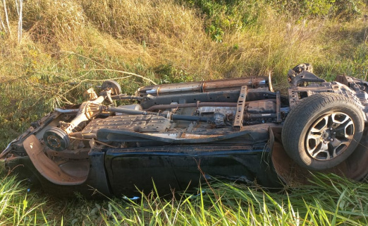 Veículo tem as rodas furtadas após sofrer acidente em vicinal de Paranaita